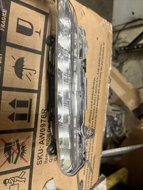 Zgs002q01 Aftermarket Products 2010 2011 2012 2013 Mercedes Benz S Class Sport Left Side Led Fog Light