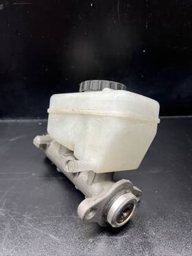 11201-88410 Aisin Usdm Lexus Is300 2001- Oem Brake Master Clynder 2jz