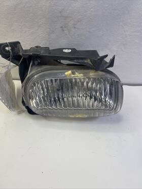 To2593102c Alzare For Toyota Tundra 00-06 Passenger Side Replacement Fog Light Capa Certified