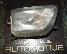 1-305-230-914 Audi Oem 94-98 80 Cabriolet Front Left Lower Fog / Aux Light Lamp Assembly Fl L