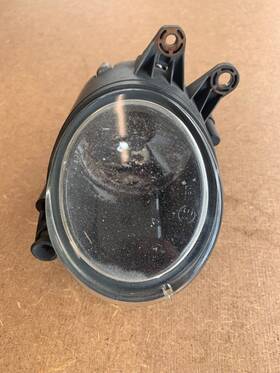 8e0941700 Audi 2002-2005 A4 / Quattro Right Passenger Side Fog Light Lamp Oem