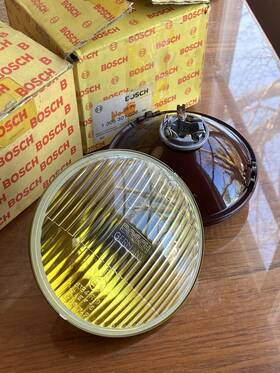 0008264799 Bosch Nos Pair Mercedes W123 Amber Fog Light Porsche 300d 240d 300td 300cd