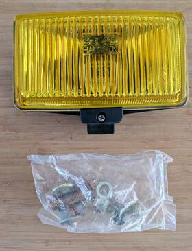 0305407002 Bosch New Old Stock Amber Fog Light # Includes Hardware