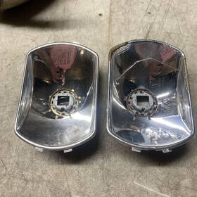 1305320494 Bosch Mercedes-benz W201 /w124 Clear Fog Lamp Reflectors