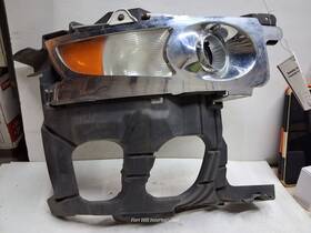 00811 Buick 08 09 10 11 12 Enclave Right Passenger Fog Light Assembly And Housing Moun