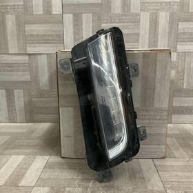 116-03578-ic Cadillac 2016-2017 Cts Left Front Fog Light Oem