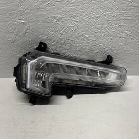 84525422 Chevrolet 17296 2016-2018 Malibu Passenger Front Led Fog Light Lamp Right