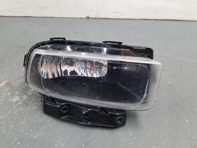 25952592 Chevrolet 2012 Chevy Corvette C6 Grand Sport Right Fog / Driving Light #5134 X5