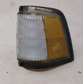 5974656 Chevrolet Oem Celebrity Front Left Side Marker Light Lamp 1987 88 89 1990
