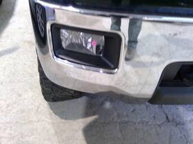 613431 Chevrolet Used Driving Light Fits 2015 Silverado 1500 Pickup Fog-driving Grade