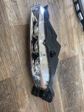 90049970 Dodge 2015-2020 Charger Right Side Halogen Fog Light Oem