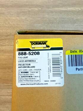 A06-51908-00 Dorman Am-343632725 888-5208 Left Fog Light For 2008-2017 Freightliner Cascadia