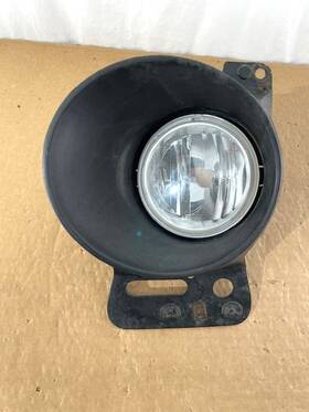 30286679 Ford Fits 2005 - 2008 F-150 Lh Driver Side Front Bumper Eagle Eyes Fog Light