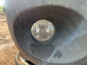 66985440 Ford 2001-2002-2003-2004-2005 Explorer Sport Trac Right Side Fog Light