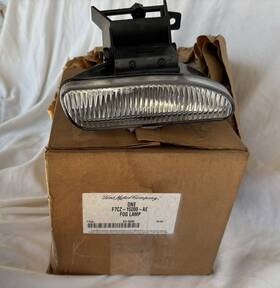 F7cz-15200-ae Ford New Oem 1997-1999 Escort Mercury Tracer Rh Fog Lamp Light