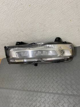 Pjr3b13200af Ford 2018 To 2023 Mustang Gt Front Right Passenger Turn Signal Fog Light A7368 Pjr3b13200af Ford 2018 To 2023 Mustang Gt Front Right Passenger Turn Signal Fog Light A7368