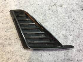 84517530 Gm Oem 2020 2021 2022 2023 2024 Cadillac Ct5 Right Fog Lamp Bezel