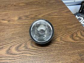 165147601 Gmc 16516338 2002 Sierra Right Fog Lamp A15