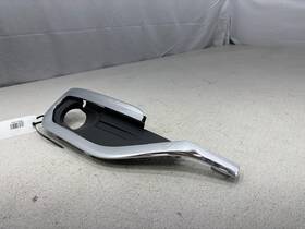 84547768 Gmc 2017-2019 Acadia Front Right Side Bumper Chrome Fog Light Bezel Oem