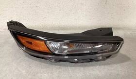 10522 Hyundai -10522 2020-2024 Venue Drl Fog Lamp Light Assembly Right Used Oem