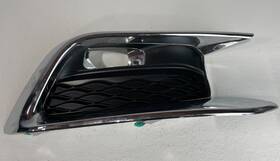 62256-9nc2a Infiniti 2016 - 2020 Qx60 Right Side Fog Light Lamp Bezel # 88421