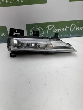 90067651 Infiniti 2018 - 2021 Qx80 Front Lh Led Fog Light Oem