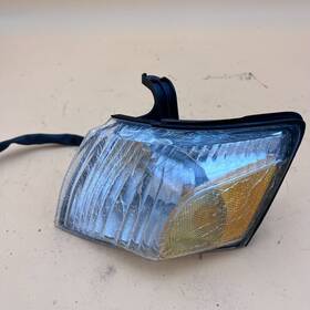 1157na Isuzu Driver Corner/park Light Park Lamp-turn Signal Fits 02-04 Axiom