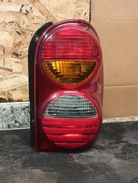 55155828ag Jeep 2002 2003 2004 Liberty Mopar Lamp Right Tail Stop Turn Assembly