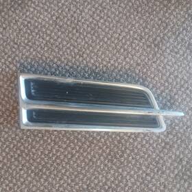 Klx-ksi-3295352-cl360a50 Karparts360 For Cadillac Xts 2013-2017 Fog Light Cover Passengers Side Oem Gm