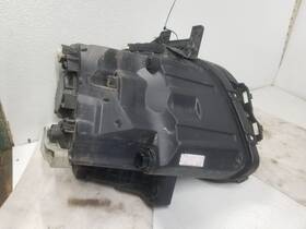 696958 Kia Used Driving Light Fits 2020 Soul Fog-driving Halogen Lower Center Grille M