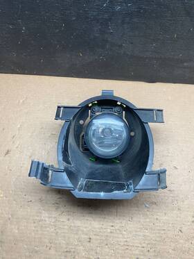 6h52-17d957-b Land Rover 2008 - 2010 Lr2 Right Passenger Fog Light With Bezel Cover Oem B5710 Dg 6h52-17d957-b Land Rover 2008 - 2010 Lr2 Right Passenger Fog Light With Bezel Cover Oem B5710 Dg