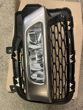 Dk62-17k946-aa Land Rover Oem 2014-2017 Range Sport Fog Light Left Led With Grille And Molding Dk62-17k946-aa Land Rover Oem 2014-2017 Range Sport Fog Light Left Led With Grille And Molding