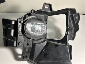 52141-oe040 Lexus 52141 0e040 2016 - 2019 Rx350 Rx450h Right Led Fog Lamp Light And Bracket