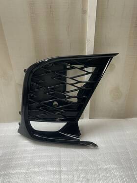81481-60190 Lexus 8148160190 2022-2024 Lx600 Oem Front Right Rh Fog Light Cover Grille