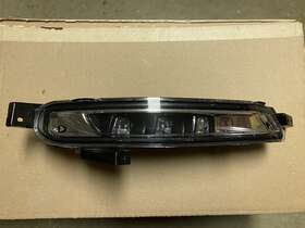 Gd9b-13d273 Lincoln Oem Continental Fog Light Lh Driver Ad 2017-20