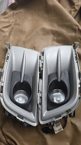16553025 Mazda 2008-2011 6 Driver And Passenger Fog Lights Oem