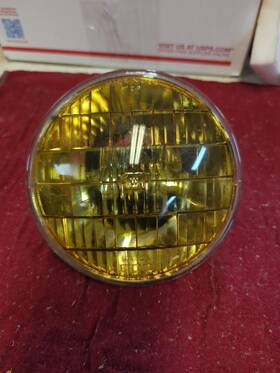 4012a Mazda Westinghouse Fog Light 6-volt Yellow Lens 5 Inch Diameter Working Used