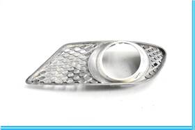 A2048850353 Mercedes-benz 08-11 C300 C350 W204 Front Right Fog Light Cover Trim 2048850353 Oem
