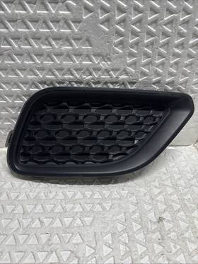68287996aa Mopar 2011-2014 Dodge Charger Front Right/ Pass Side Fog Lamp Bezel Hole Plug Oem
