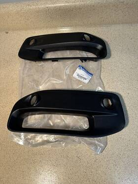 68449338aa Mopar 2019-2024 Ram 2500 3500 Fog Lamp Light Bezel Kit New Oem