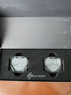 Baf005.2 Morimoto New 4 Banger Fog Lights - Ncs Led Pods Set Sae Wide / White