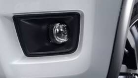 T99f1-5zw0a Nissan Genuine Fog Lights