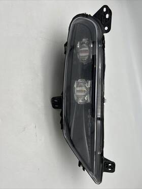 9403520 Oem 2015-2016 Chrysler 300 Right Rh Side Front Driving Lamp Led Fog Light