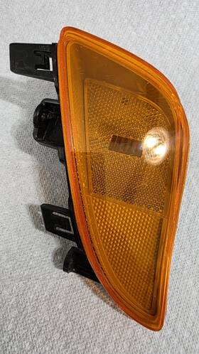 Nh18-50c13 Oem 2009 - 12 Mazda Mx5 Miata Front Bumper Right Fog Light Reflector And Bracket