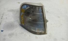 116-58164r Peugeot 89-91 405 Passenger Corner Park Light Lamp Turn Signal