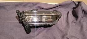 90030131 Porsche 2015-2018 Macan Gts Right Passenger Front Bumper Fog Light Oem