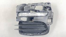 970.505.555.02 Porsche 14-16 Panamera E-hybrid Left Front Bumper Fog Light With Grill Trim Oem