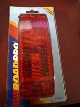 Rp-46872 Roadpro Lights Lenses Turtleback Red Sealed Light/6 .in X2