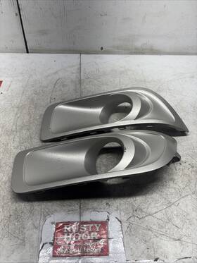 5773aj42a Subaru 2011 Outback Front Fog Lights Silver Bezel Cover Pair