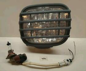 84501fc181 Subaru 2001-2002 Forester Oem Fog Light Right Passenger Side With Grille And Bulb 84501fc181 Subaru 2001-2002 Forester Oem Fog Light Right Passenger Side With Grille And Bulb